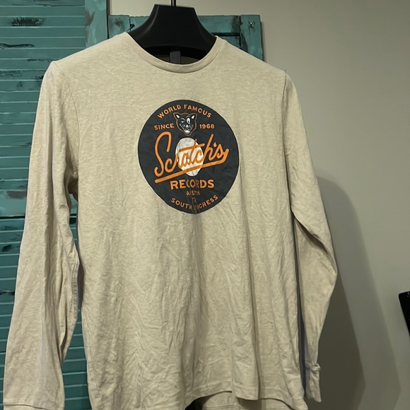 Old Navy long sleeve tee - Picture 1 of 2